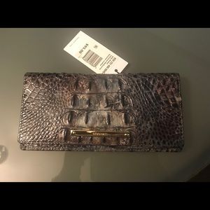 Ady wallet in talisman